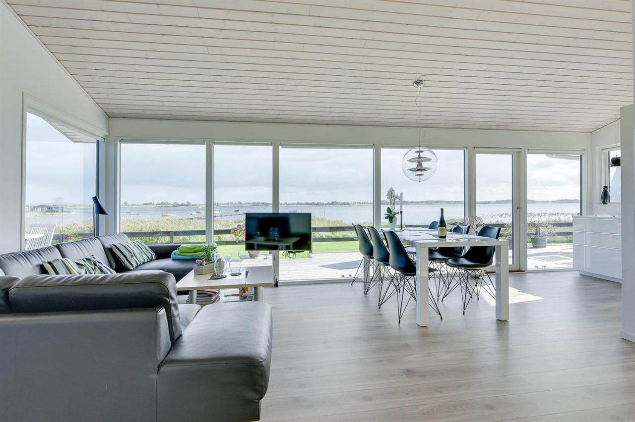 Munkebo Eksklusiv Feriebolig Med Panoramaudsigtヴィラ エクステリア 写真